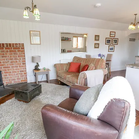 Bee Garth بيت للعطل *