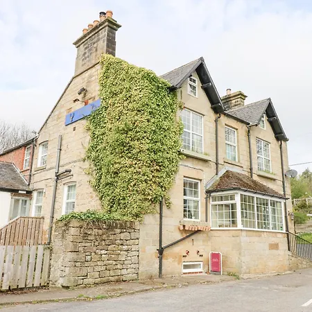 Bee Garth * Castleton (North Yorkshire)